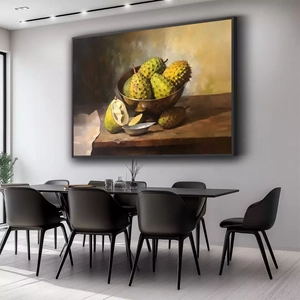 Quadro Graviola deitado sobre a superfície, mostrando os detalhes da moldura inferior direita.