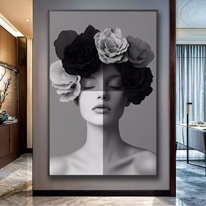 Quadro Mulher com Flores no Jardim dos Sonhos deitado sobre a superfície, mostrando os detalhes da moldura inferior direita.