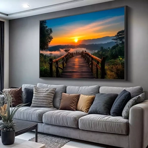 Quadro Nascer do Sol deitado sobre a superfície, mostrando os detalhes da moldura inferior direita.