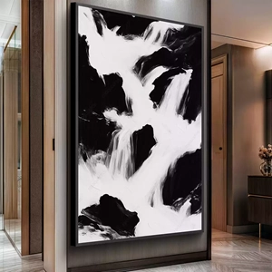 Quadro Natureza deitado sobre a superfície, mostrando os detalhes da moldura inferior direita.