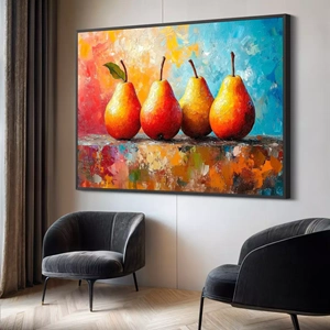 Quadro Pêra em Pintura deitado sobre a superfície, mostrando os detalhes da moldura inferior direita.