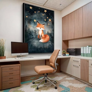 Quadro Raposa Infantil Sob as Estrelas deitado sobre a superfície, mostrando os detalhes da moldura inferior direita.