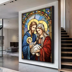 Quadro Sagrada Família em União e Graça Divina deitado sobre a superfície, mostrando os detalhes da moldura inferior direita.