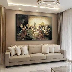 Quadro Santa Ceia de Jesus deitado sobre a superfície, mostrando os detalhes da moldura inferior direita.