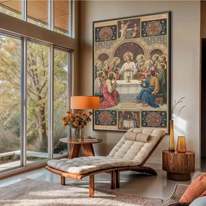 Quadro Santa Ceia deitado sobre a superfície, mostrando os detalhes da moldura inferior direita.
