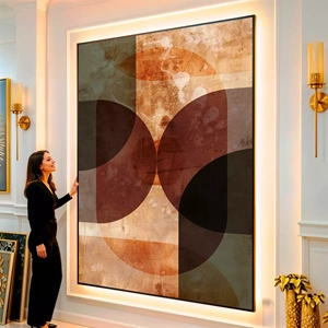 Quadro Boho Geometria Atemporal em Tons Terrosos visto de frente, exibindo sua moldura e sua arte.