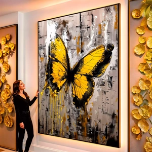 Quadro Borboleta Amarela em Explosão de Cores visto de frente, exibindo sua moldura e sua arte.