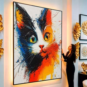 Quadro Gato das Cores Explosivas e Olhos Hipnóticos visto de frente, exibindo sua moldura e sua arte.