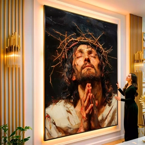 Quadro Jesus Cristo em Oração Solene visto de frente, exibindo sua moldura e sua arte.