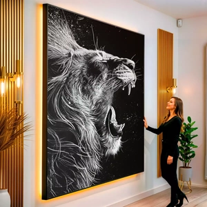 Quadro Leão Rugindo para as Estrelas do Universo visto de frente, exibindo sua moldura e sua arte.
