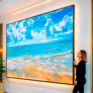 Quadro Mar Ensolarado e Brisas de Tranquilidade Serena visto de frente, exibindo sua moldura e sua arte.