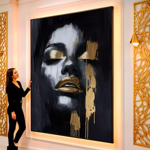 Quadro Mulher Abstrata em Silhuetas e Sombras Harmoniosas visto de frente, exibindo sua moldura e sua arte.