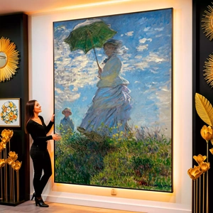 Quadro Mulher com guarda visto de frente, exibindo sua moldura e sua arte.