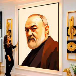 Quadro Padre Pio visto de frente, exibindo sua moldura e sua arte.