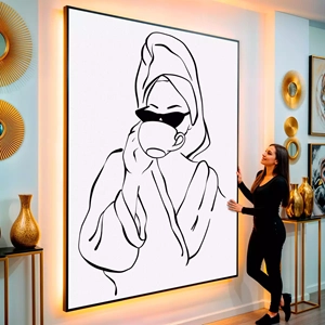 Quadro Para Banheiro visto de frente, exibindo sua moldura e sua arte.